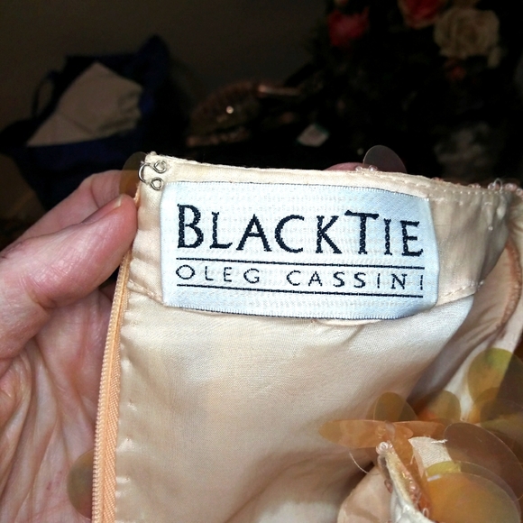 Vintage 80's Black Tie Oleg Cassini Peach Spangled "Mermaid" Cocktail Dress - Picture 11 of 13